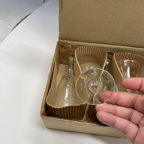 Vintage Radio Brand Japan Hand‎ Crafted Fine Glass Appetite Etched 4oz Glasses - Picture 6 of 8